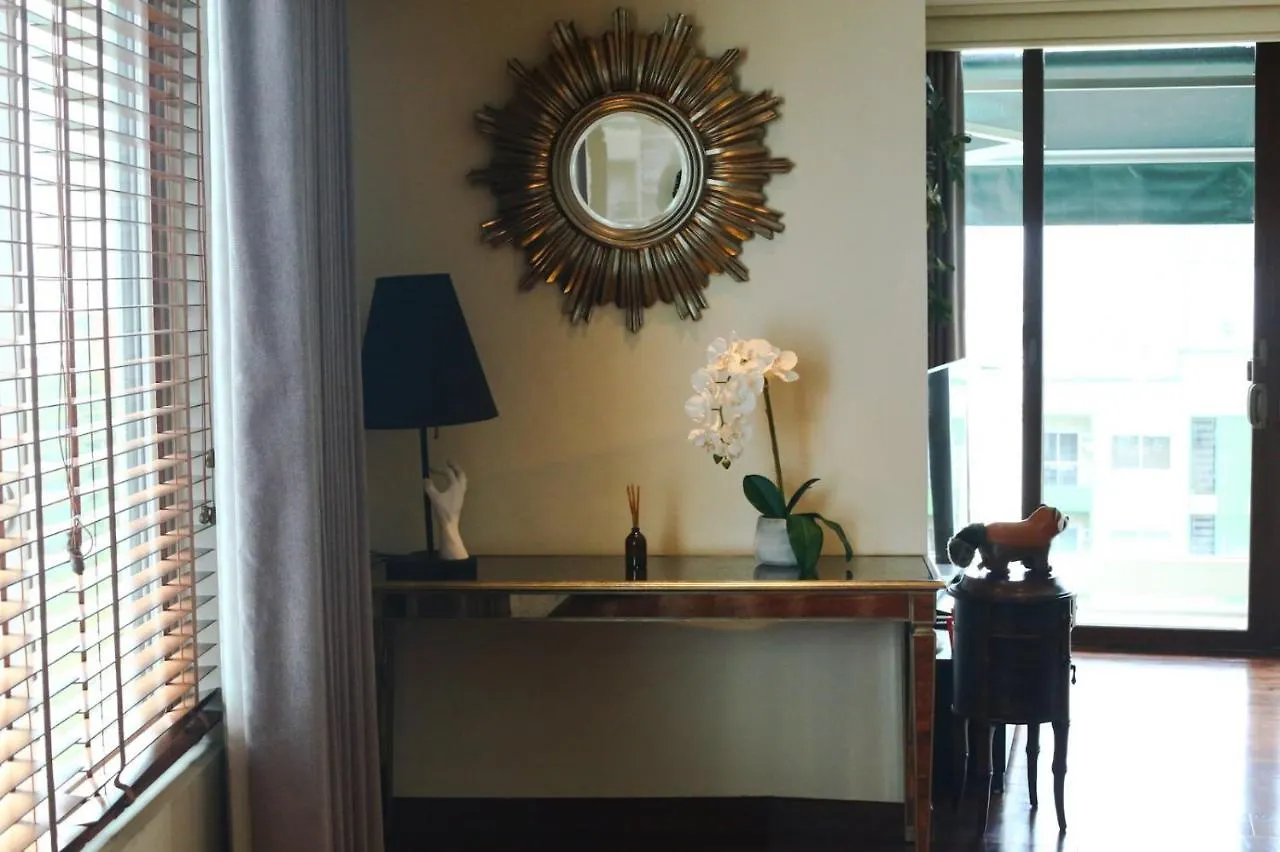 Apartment Poblacion Penthouse Suite With Private Roofdeck Manila Philippines