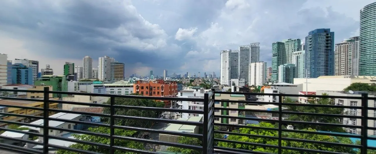 Apartment Poblacion Penthouse Suite With Private Roofdeck Manila Philippines